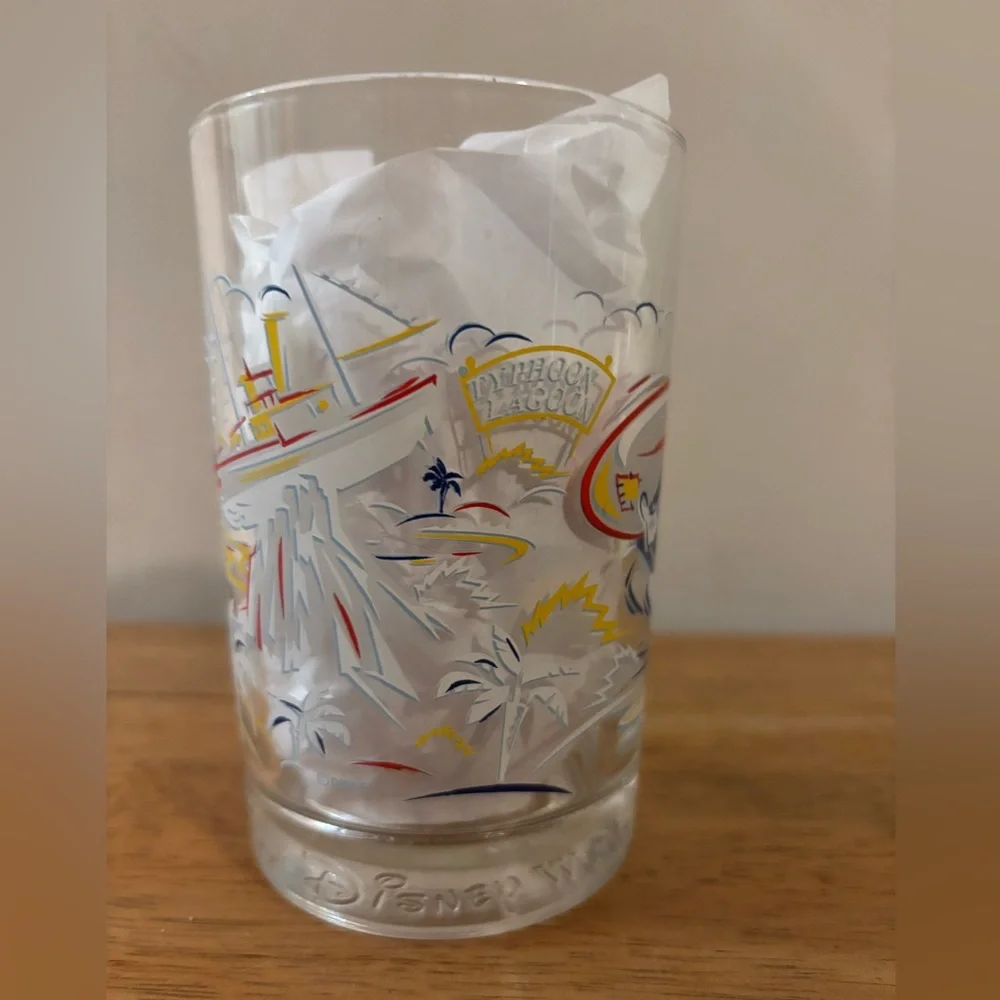Disney McDonalds 1996 Walt Disney Worlds 25th Anniversary Remember the Magic